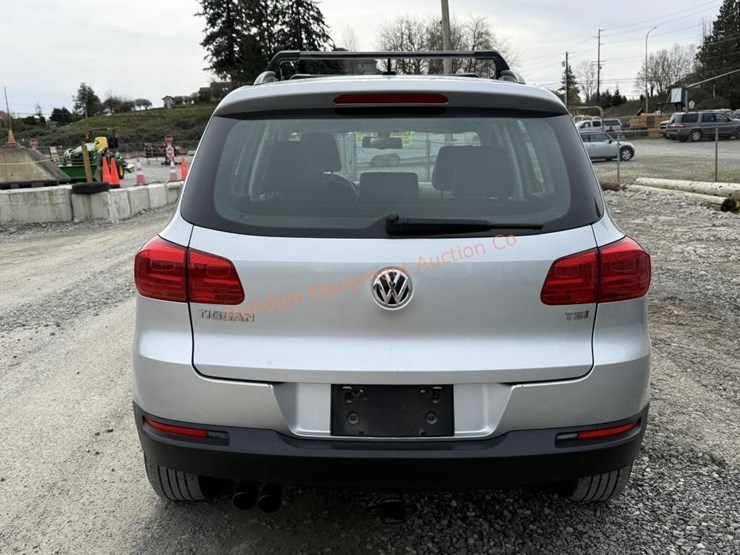 2016-volkswagen-tiguan-image-4