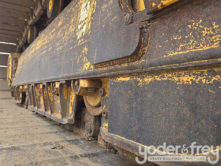 2019-komatsu-d65px-18-image-21