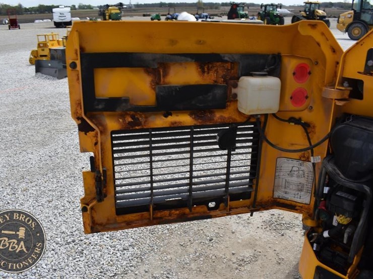 2023-jcb-270-image-23