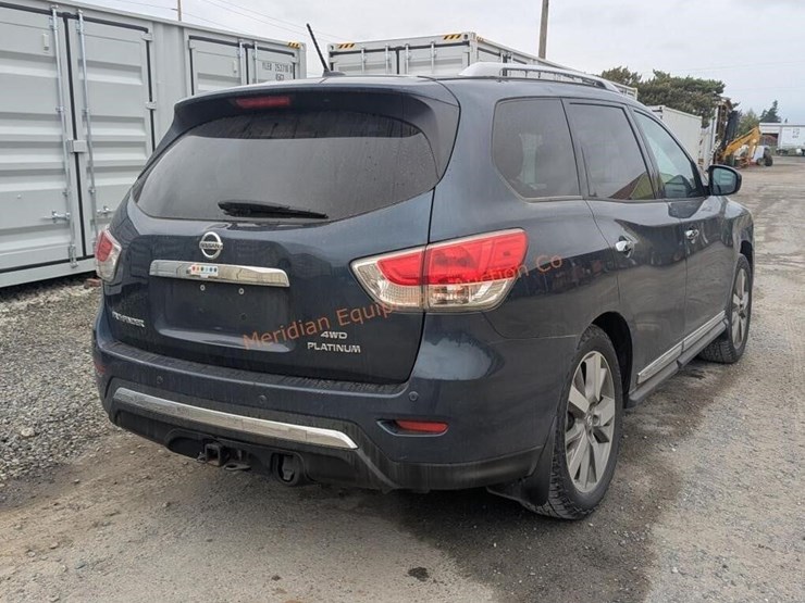 2014-nissan-pathfinder-image-6