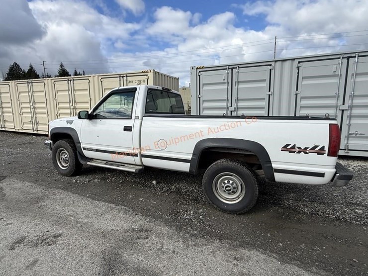 1995-chevrolet-gmt400-image-3