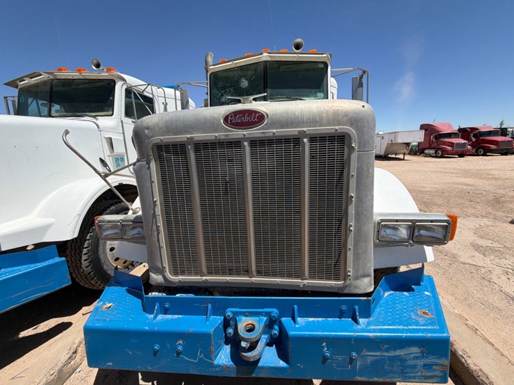 2007-peterbilt-378-image-2