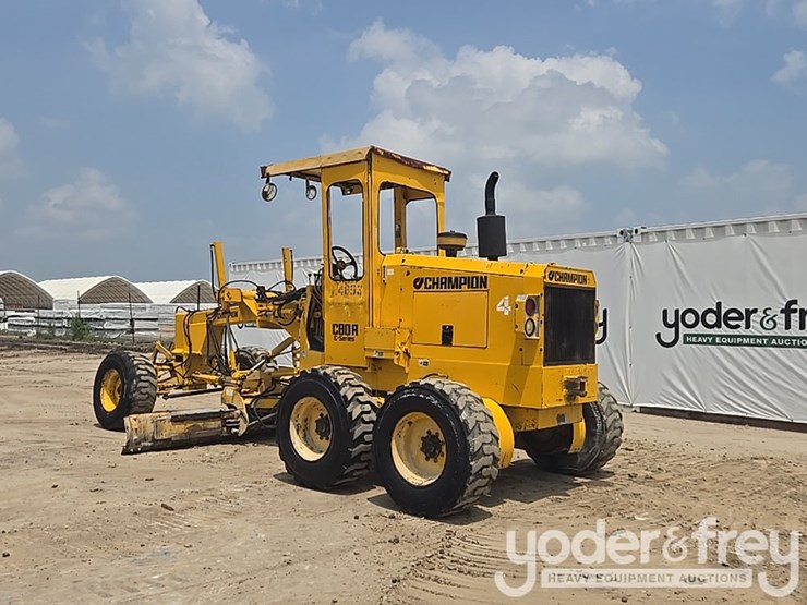 2000-champion-c80a-image-3