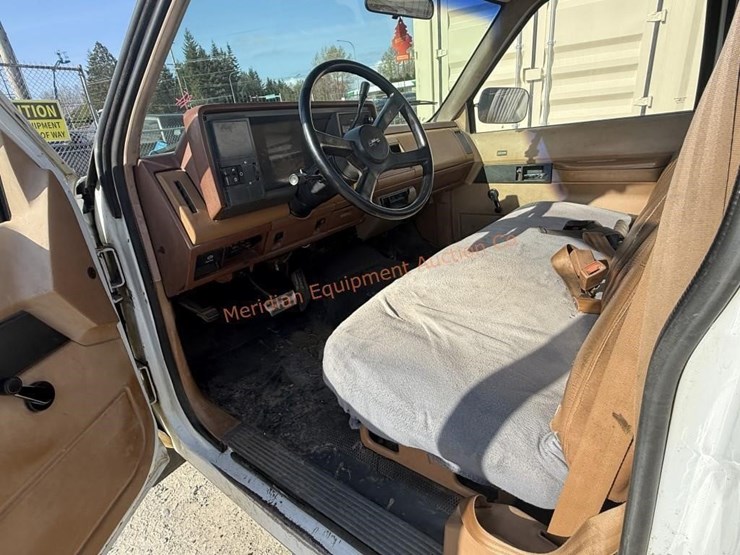 1989-chevrolet-2500-image-27