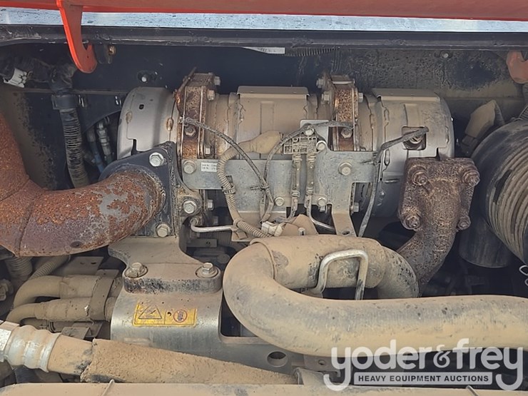 2021-kubota-svl65-2-image-44