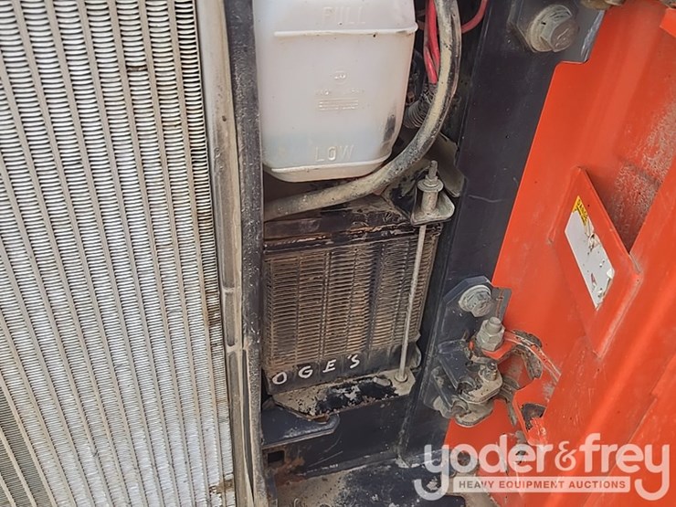 2021-kubota-svl65-2-image-47
