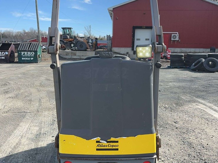 2016-dynapac-cc900g-image-6