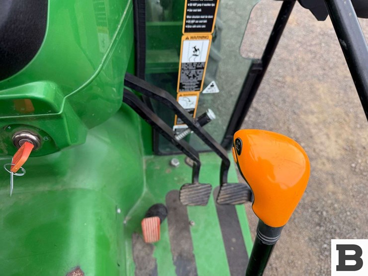 2020-john-deere-5075gl-image-48