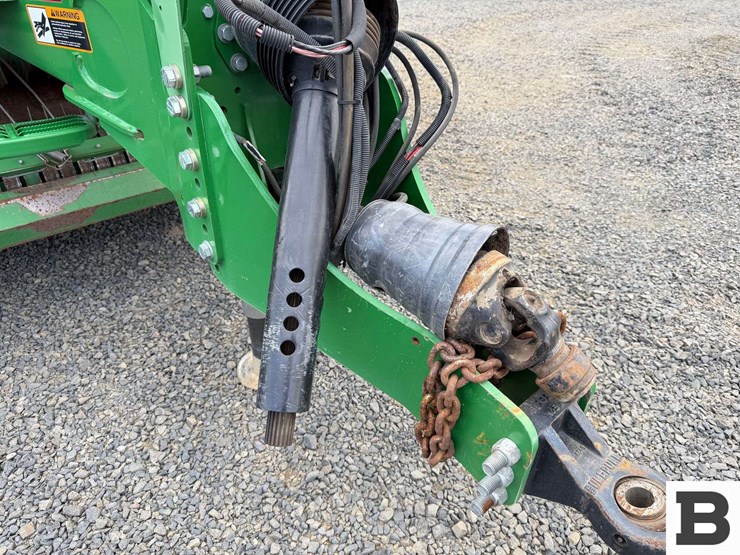 2015-john-deere-l340-image-11