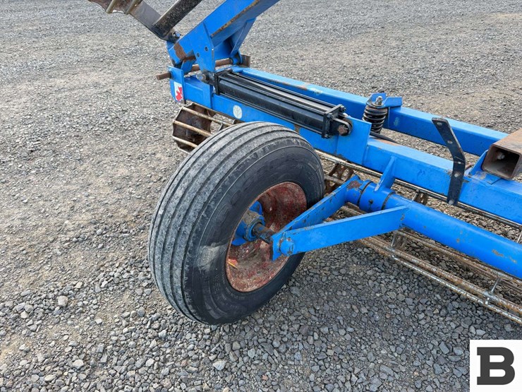 new-holland-sg120-image-21