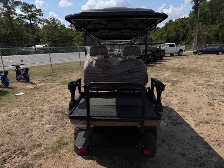 #577-•-#576-•-golf-cart-image-4