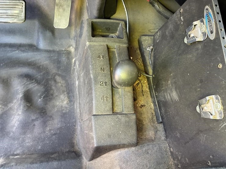 2012-gmc-sierra-2500-image-18