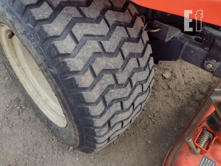 kubota-f2560-image-21