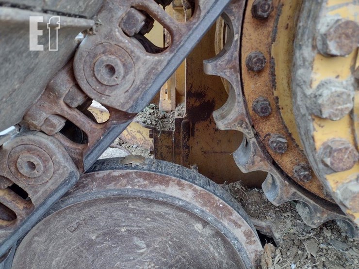 2006-caterpillar-d6n-xl-image-28