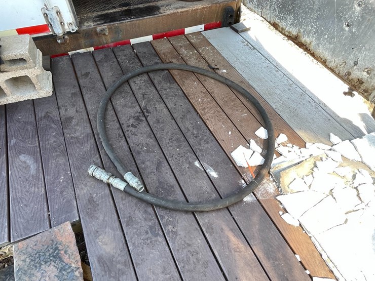 #10392-•-heavy-duty-hydraulic-hose-image-2