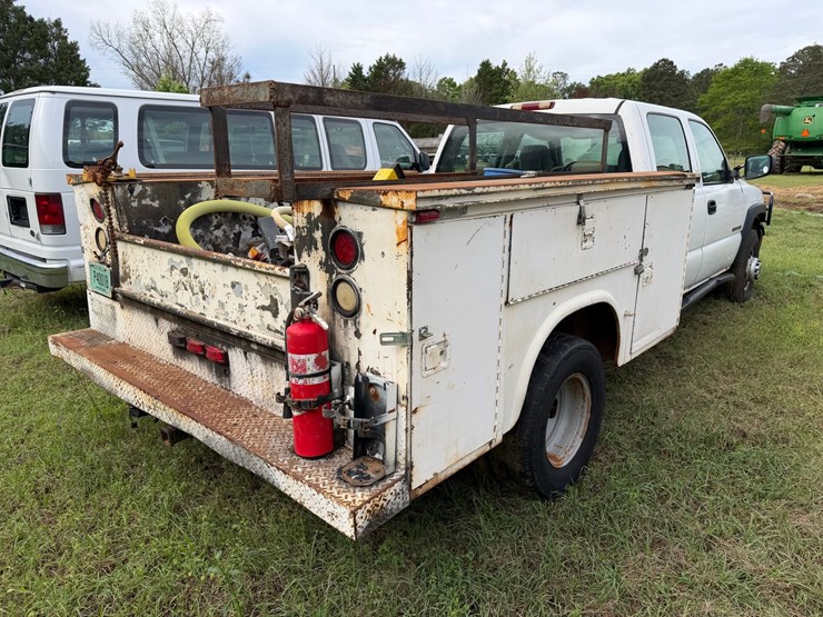 #521-•-#521-•-2001-gmc-sierra-pickup-truck-image-4