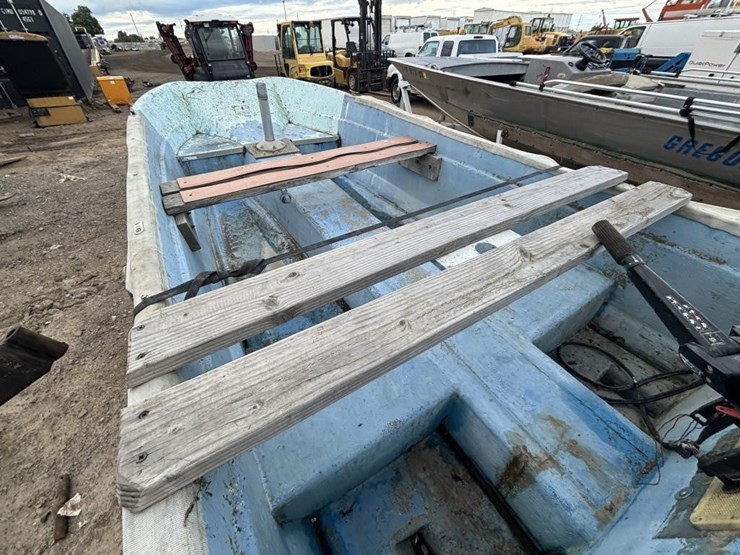 1988-livingston-boat-&-trailer-image-12