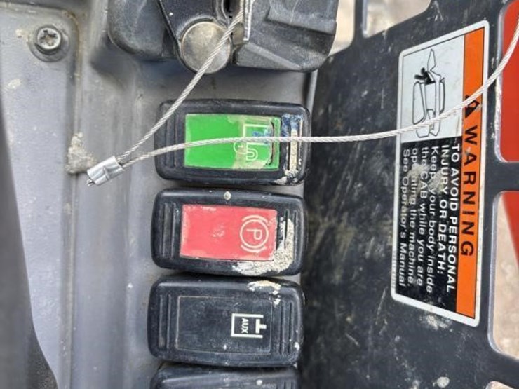 2021-kubota-svl75-2-image-25