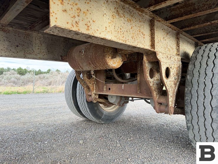 1984-fruehauf-open-top-image-13