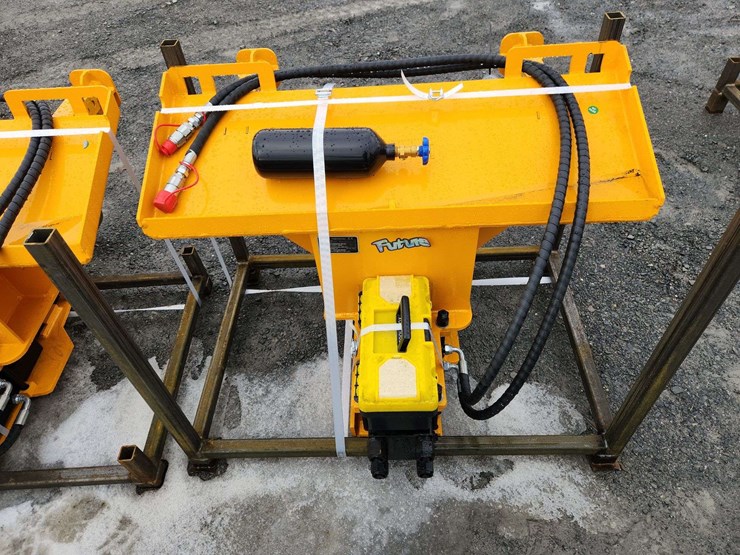 future-ft-ad580-pile-hammer-image-2