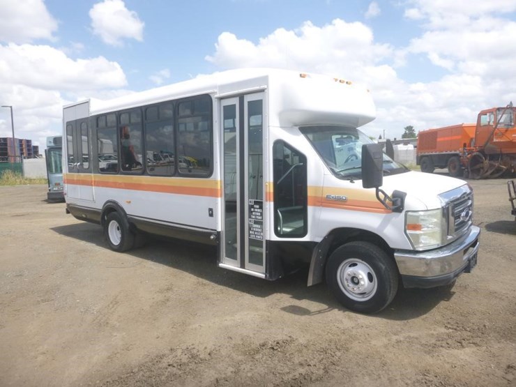 2008-ford-e450-image-2