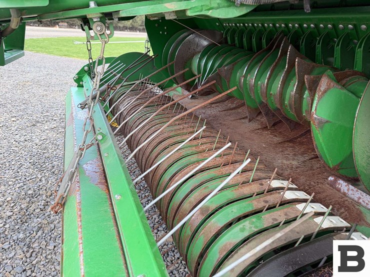 2015-john-deere-l340-image-17