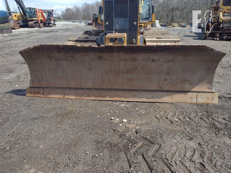 18-deere-650k-lgp-image-23