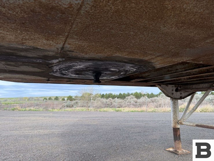 1984-fruehauf-open-top-image-11