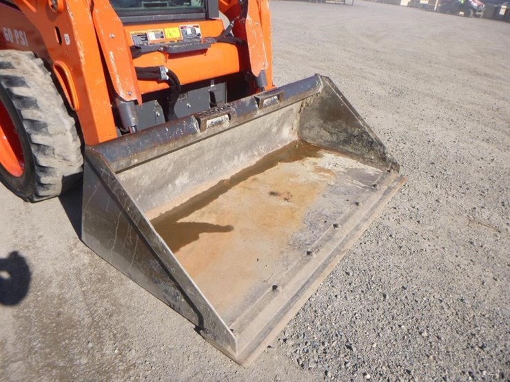 2020-kubota-ssv65-image-10