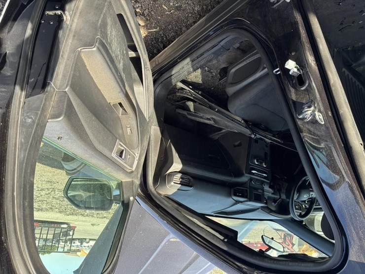 2020-ford-explorer-police-interceptor-image-14