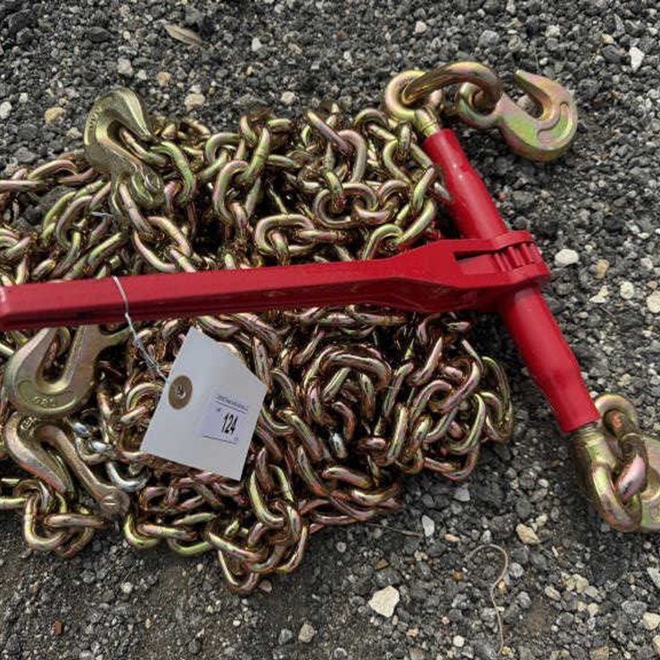 #124 • (1) 9200 lb Ratchet Binder & (2) 3/8" 20' Chains