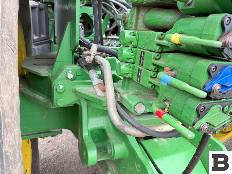 2012-john-deere-9510r-image-38