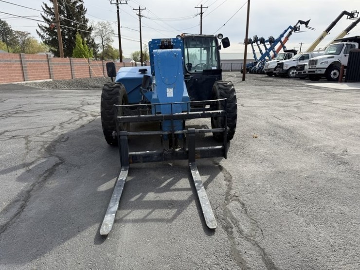 2014-genie-gth844-image-8