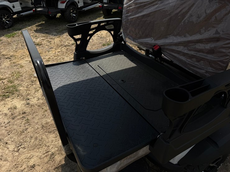 #581-•-#580-•-golf-cart-image-3