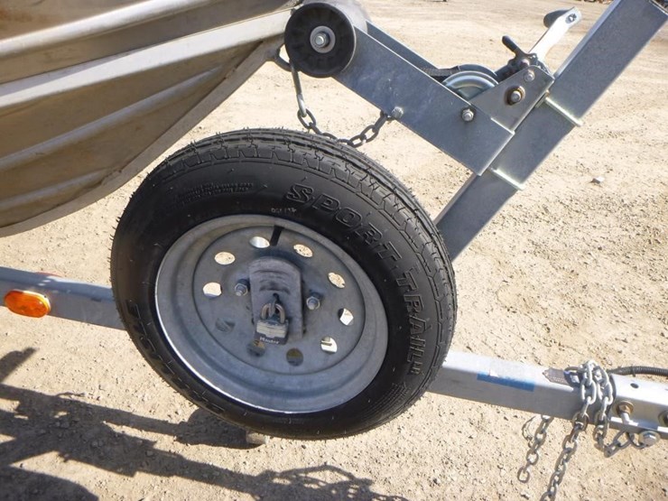 2002-klamath-aluminum-boat-&-trailer-image-12