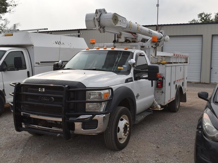 2014-ford-f550-image-1