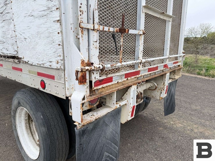 1984-fruehauf-open-top-image-19
