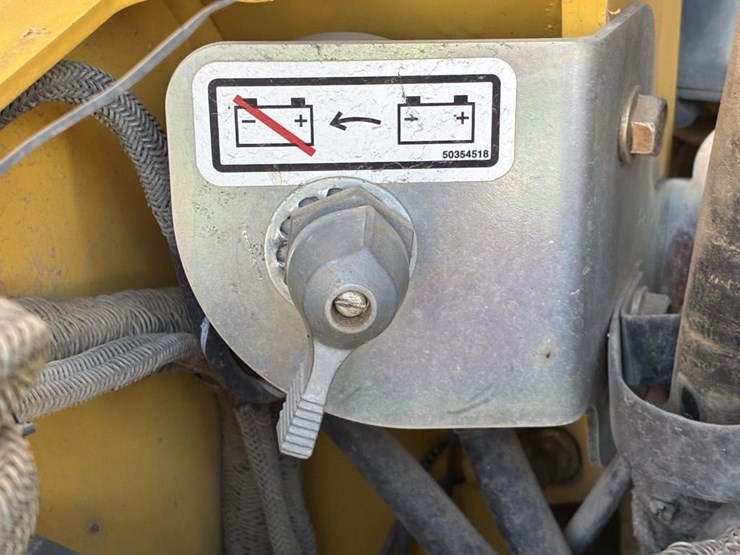 2012-yanmar-s190r-image-23