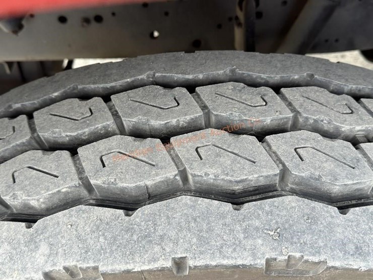 1987-ford-c8000-image-10