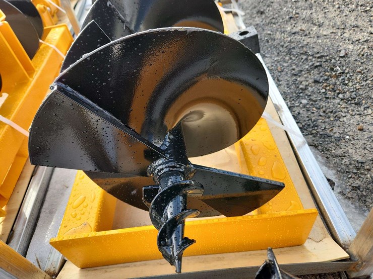 future-skid-steer-loader-auger-image-2