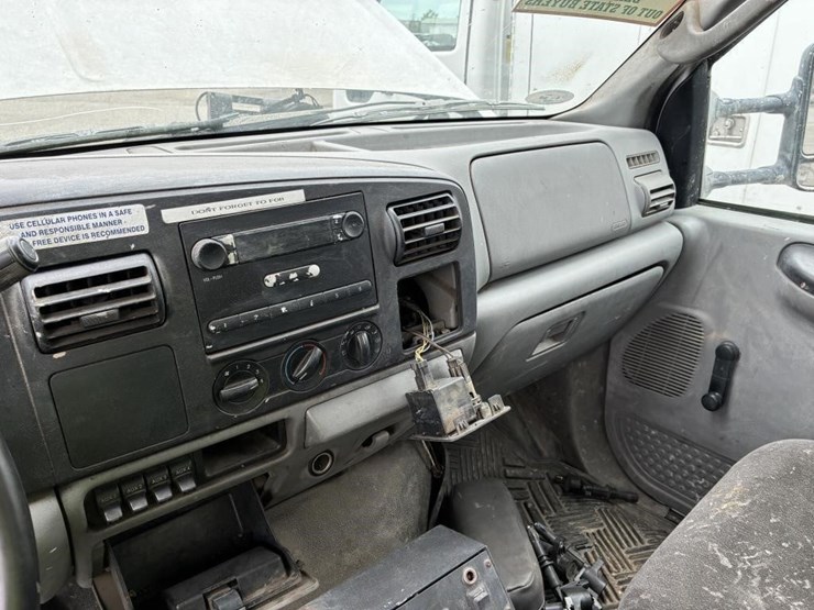 2007-ford-f450-image-21