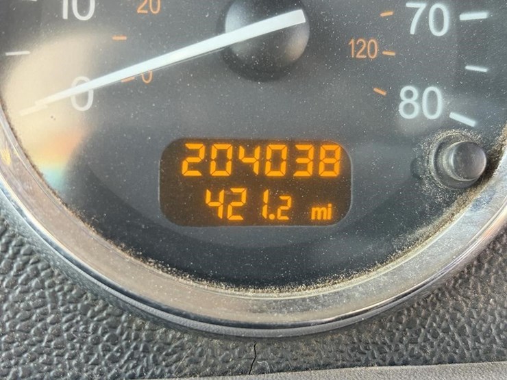 2015-peterbilt-365-image-14