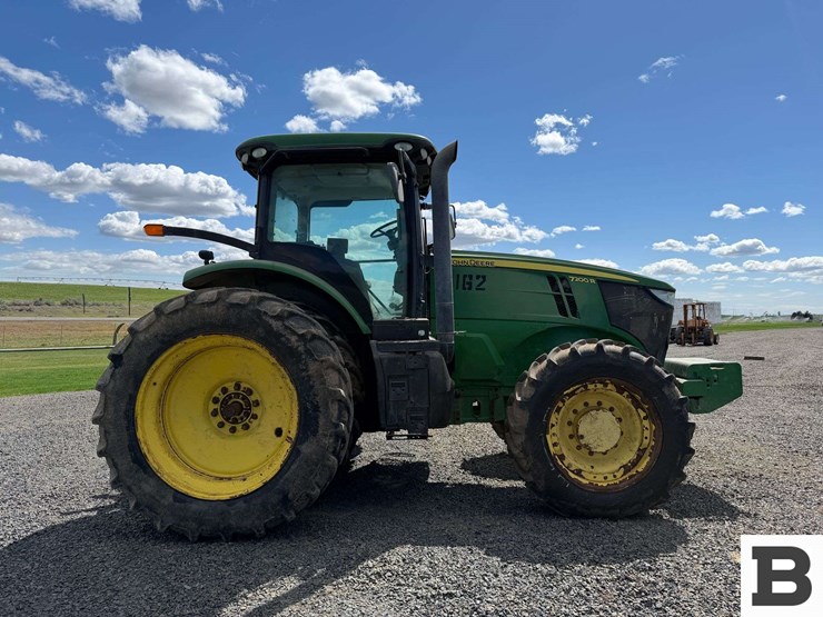 2013-john-deere-7200r-image-6