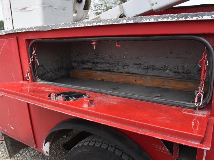 2019-ford-f550-image-17