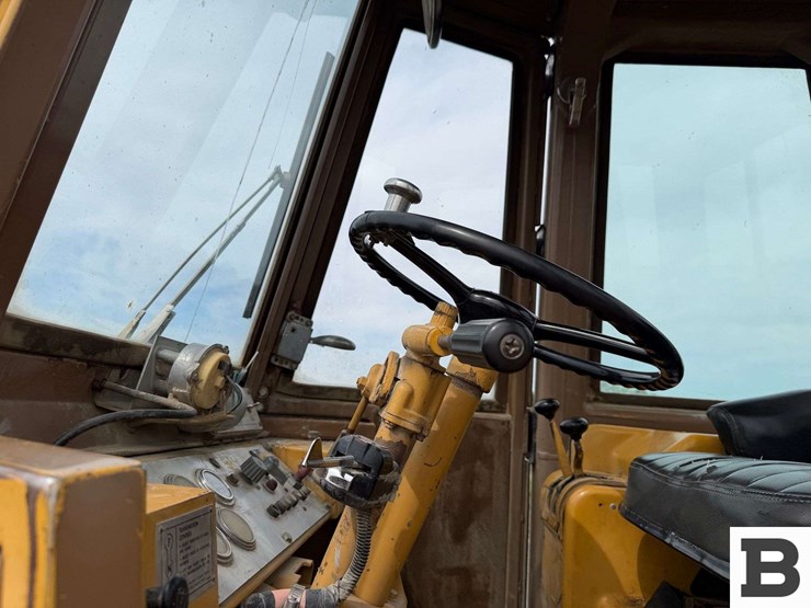 caterpillar-920-image-63