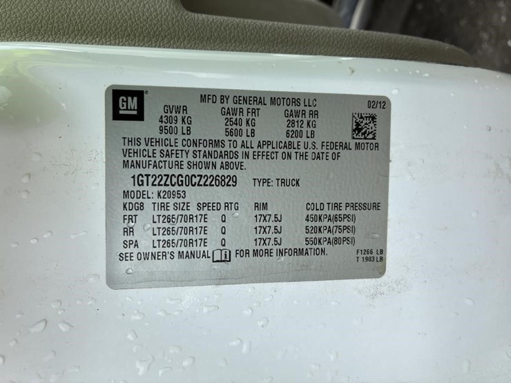 2012-gmc-sierra-2500-image-19