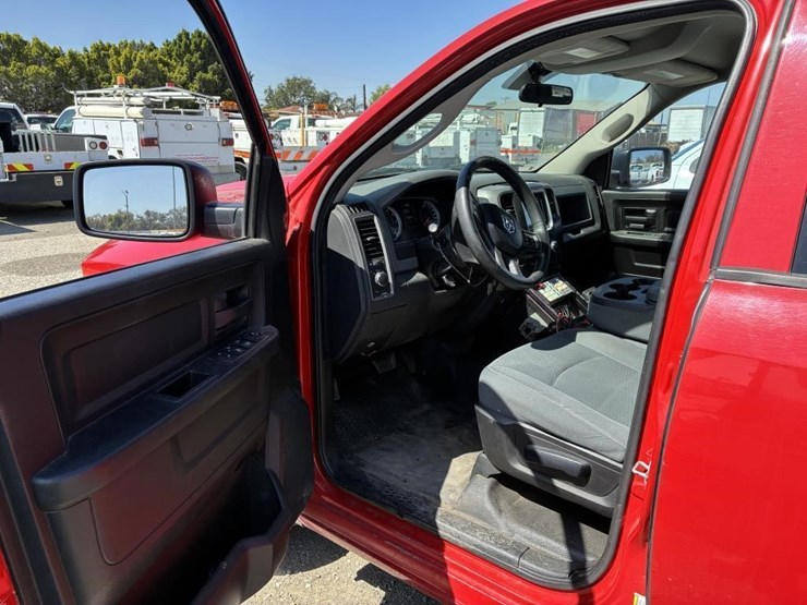 2013-dodge-1500-image-12