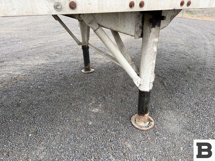 1984-fruehauf-open-top-image-26