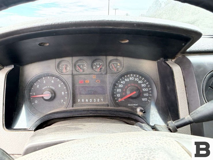 2010-ford-f150-image-30