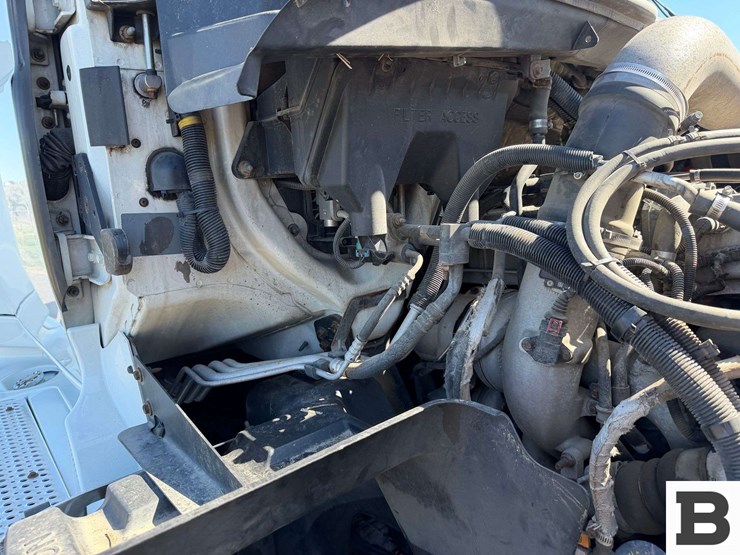 2012-international-prostar-image-56